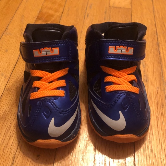 superhero nike shoes